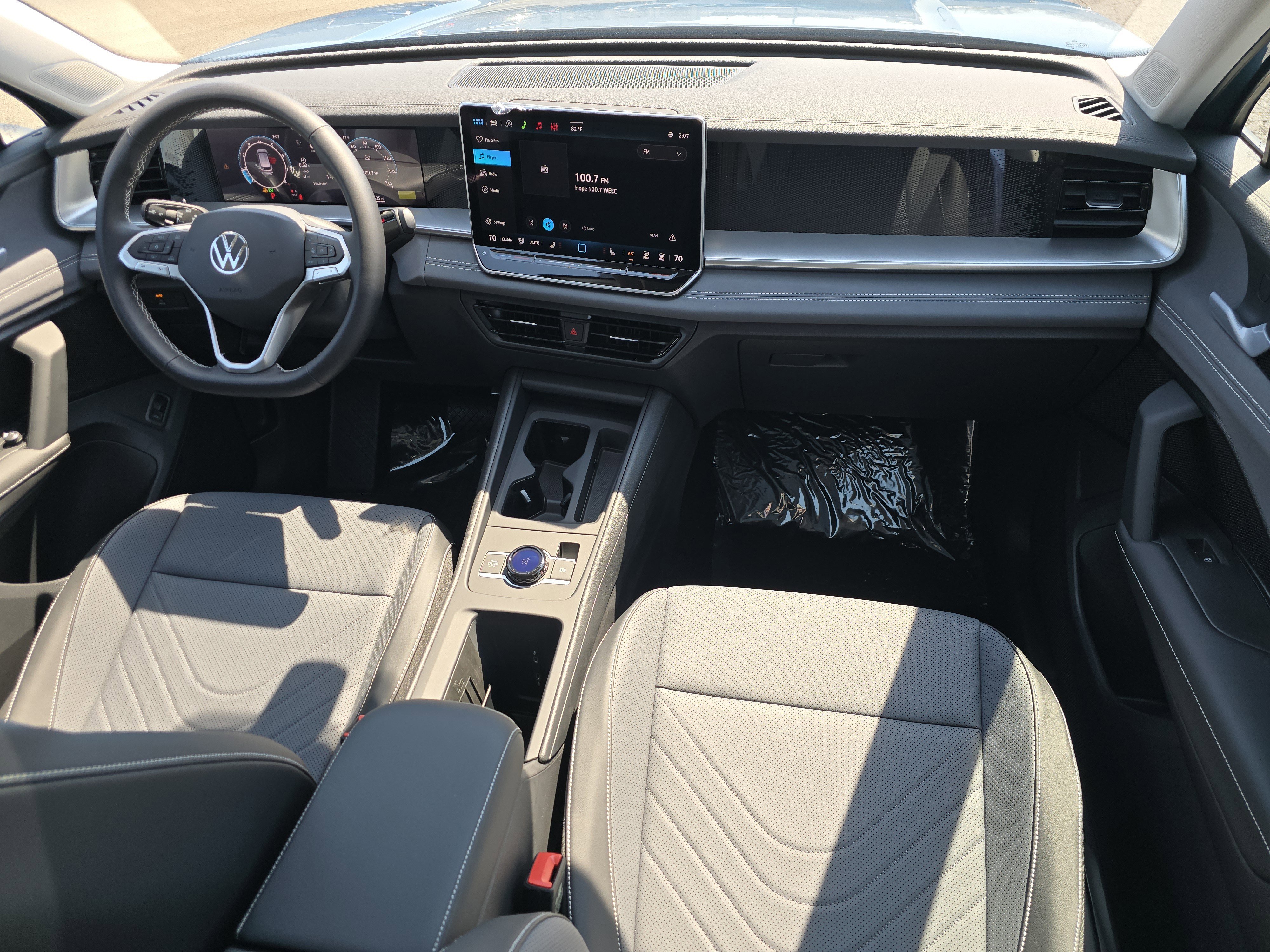 New 2026 Volkswagen Tiguan SE image 18