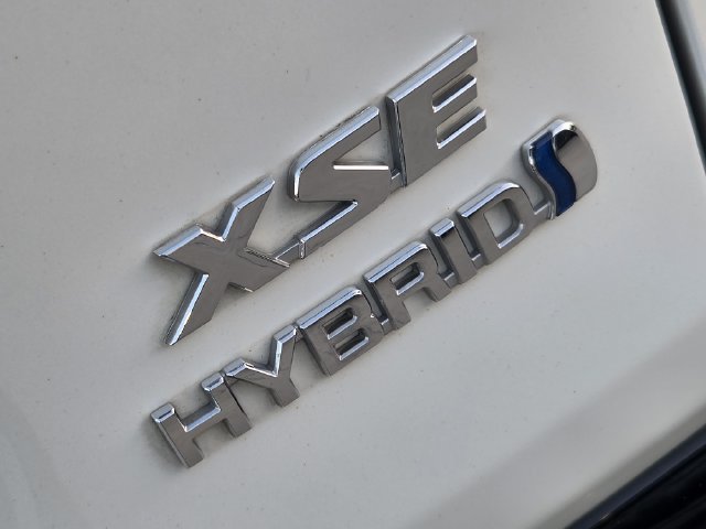 Certified 2024 Toyota RAV4 XSE AWD/4WD image 9