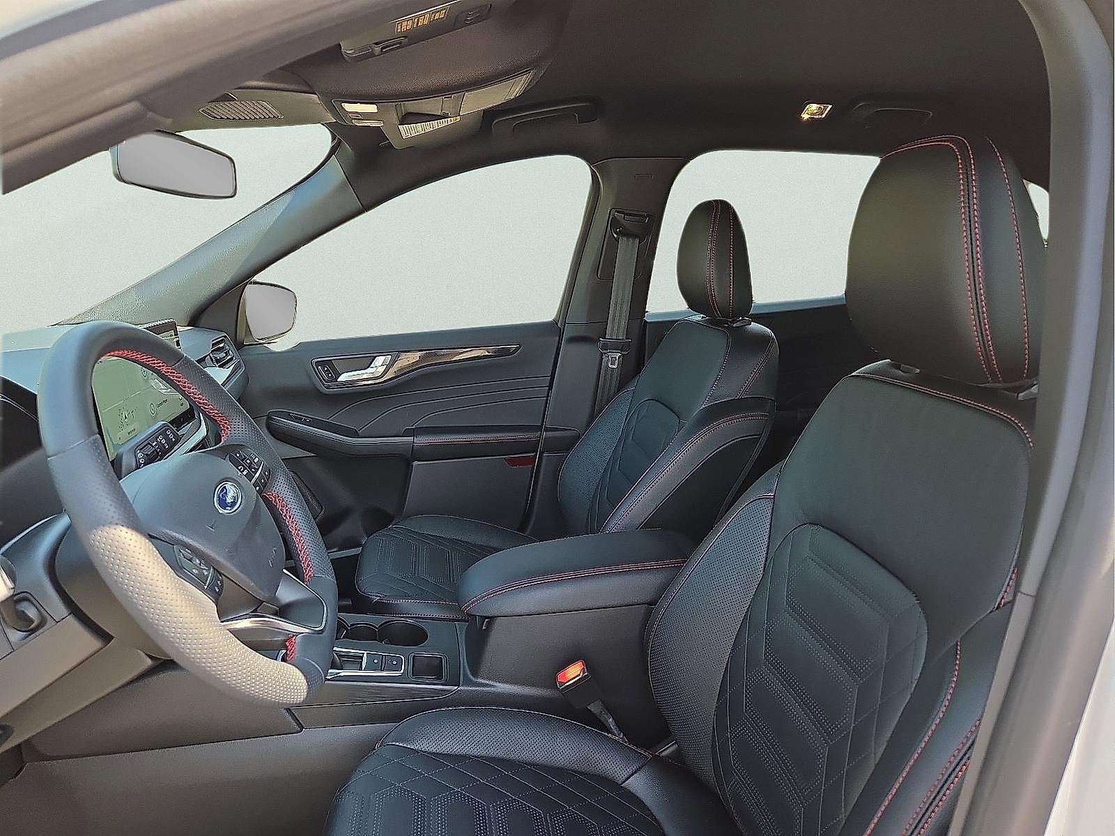 Used 2023 Ford Escape ST-Line Elite w/ Premium Technology Package image 13