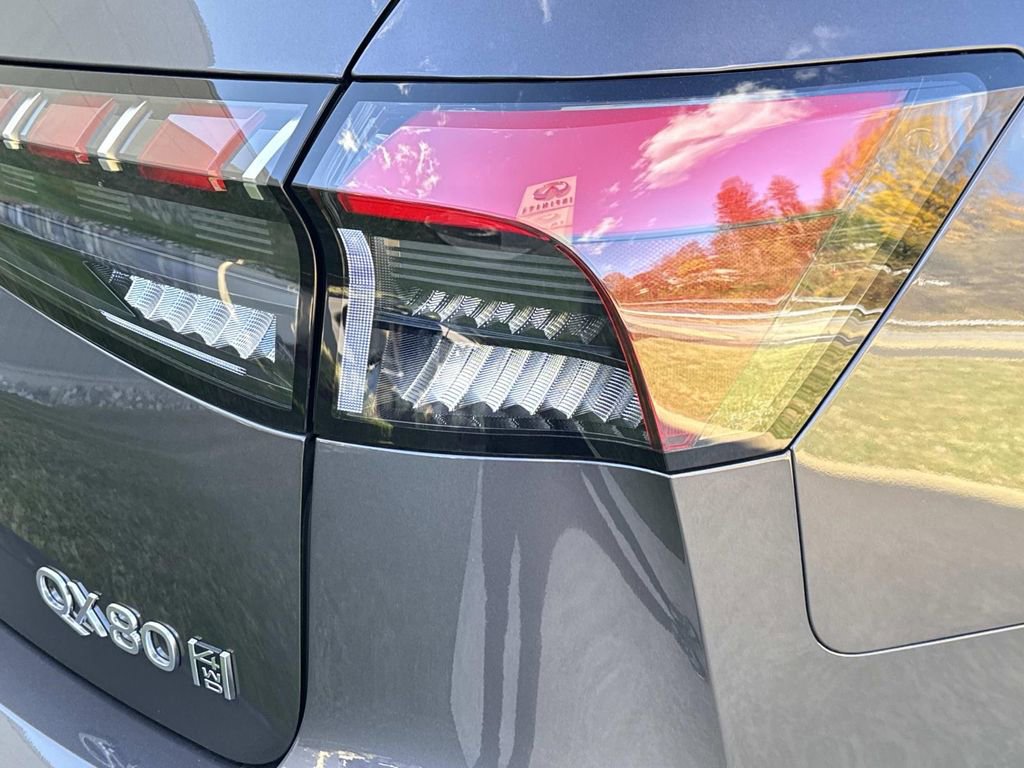 New 2026 INFINITI QX80 Luxe image 29