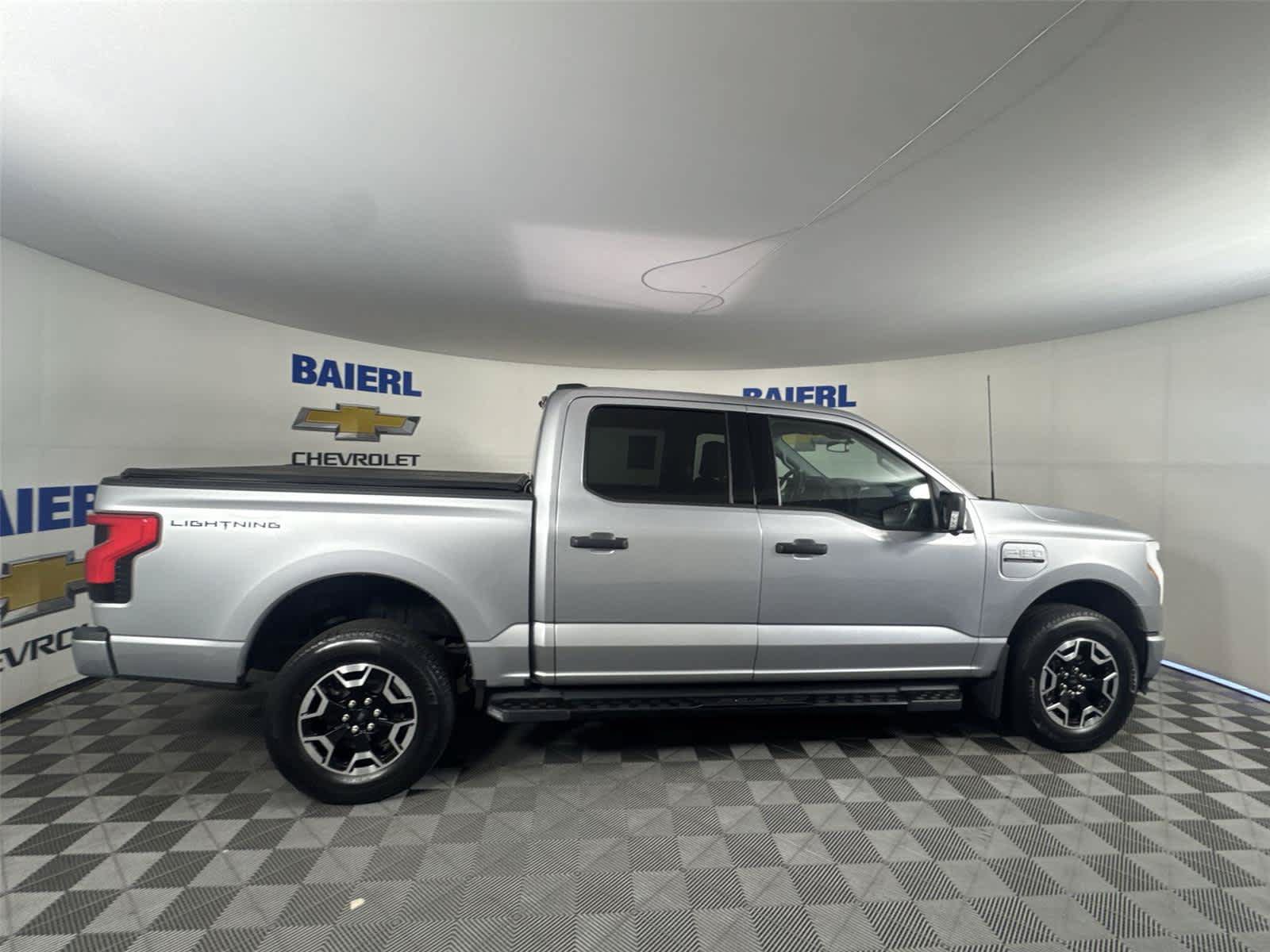 Used 2023 Ford F150 Lightning XLT AWD/4WD image 6