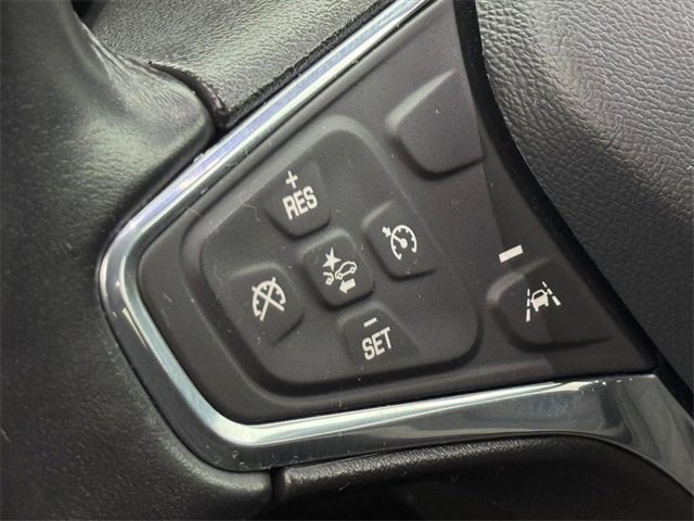 Used 2022 Chevrolet Equinox LT w/ Driver Convenience Package image 14