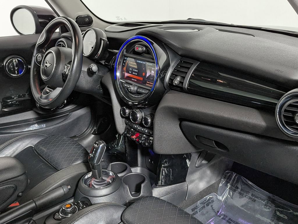 Used 2020 MINI Cooper S image 31