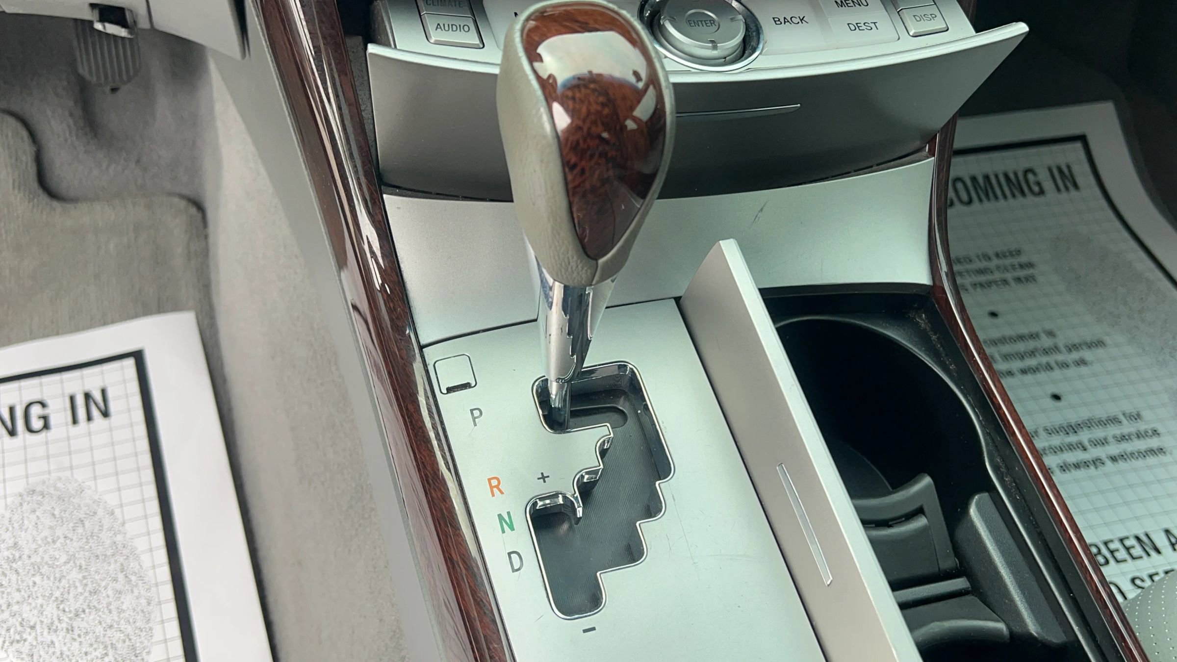 Used 2008 Toyota Avalon Limited FWD image 18