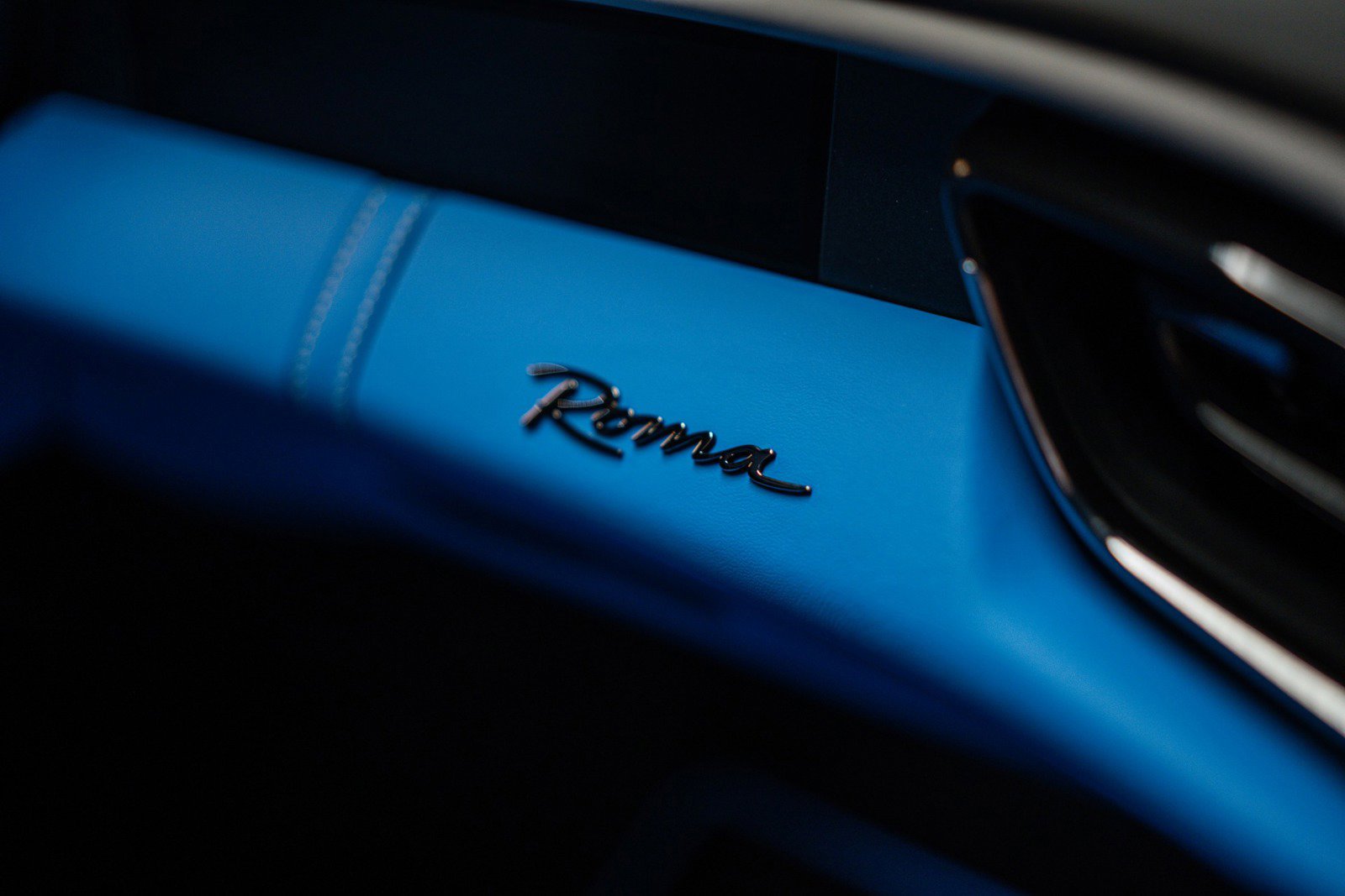 Used 2024 Ferrari Roma image 11