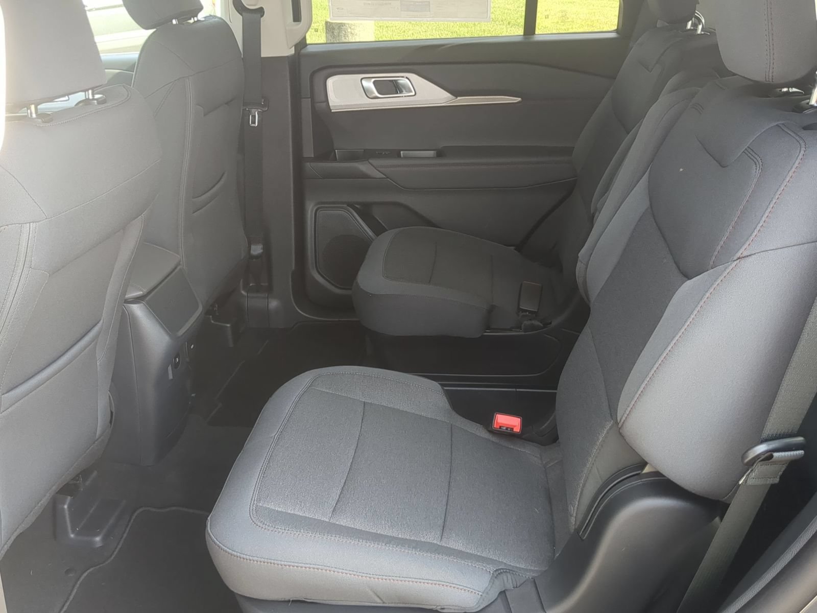 New 2026 Ford Explorer Active AWD/4WD image 29