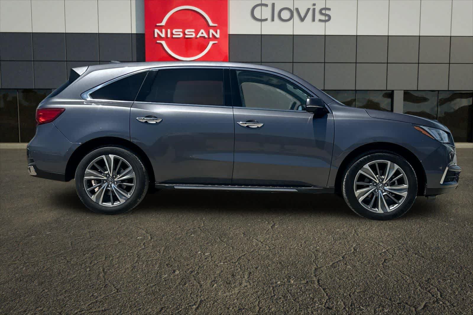 Used 2017 Acura MDX w/ Technology Package FWD image 7