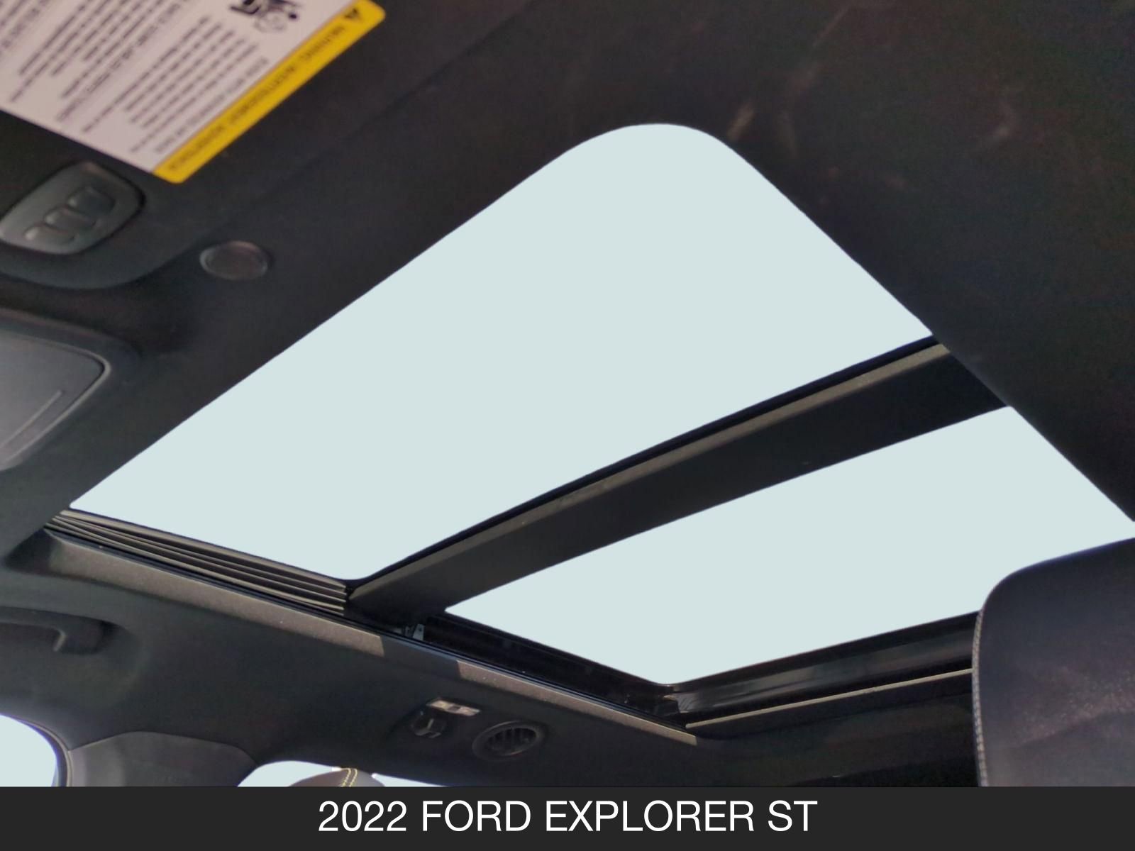 Used 2022 Ford Explorer ST w/ Equipment Group 401A image 21