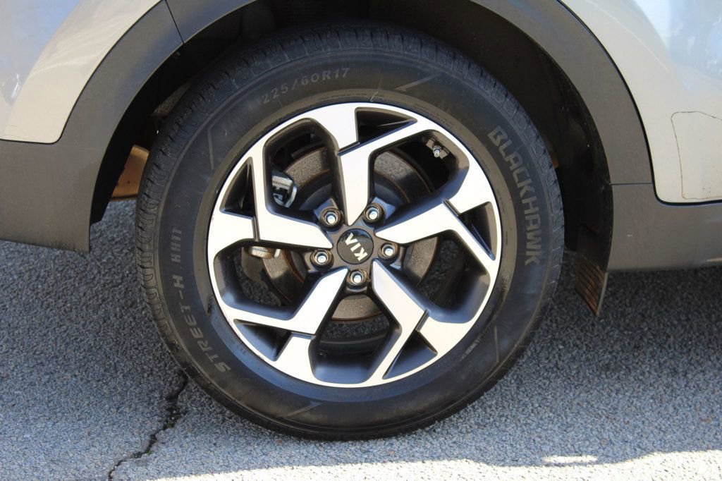 Used 2020 Kia Sportage LX FWD image 28