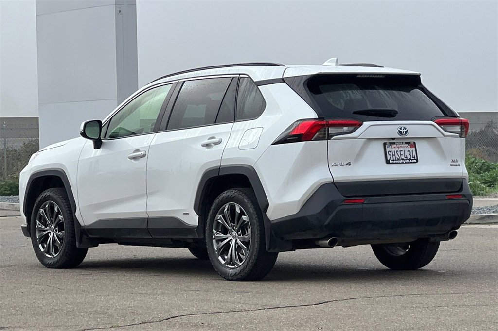 Certified 2023 Toyota RAV4 XLE Premium image 7