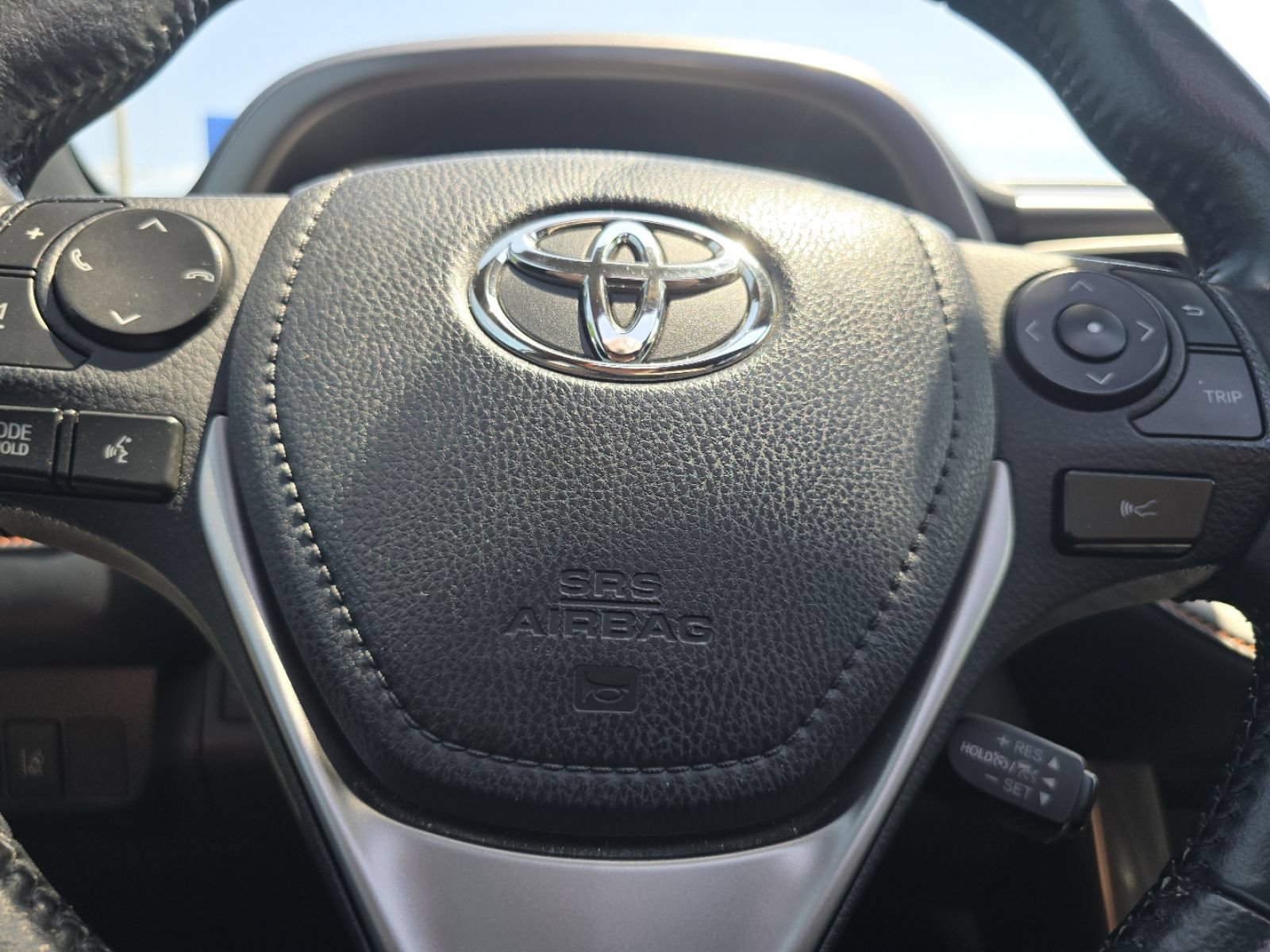Used 2017 Toyota RAV4 SE w/ Power Extra Value Package AWD/4WD image 29