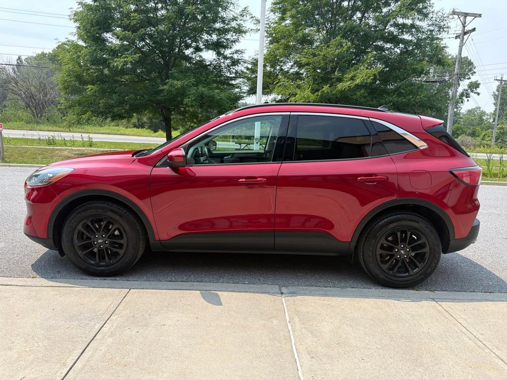 Used 2021 Ford Escape SE w/ Convenience Package AWD/4WD image 4