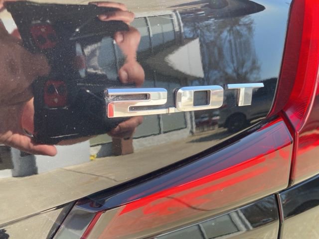 Used 2019 Cadillac XT4 Premium Luxury AWD/4WD image 6