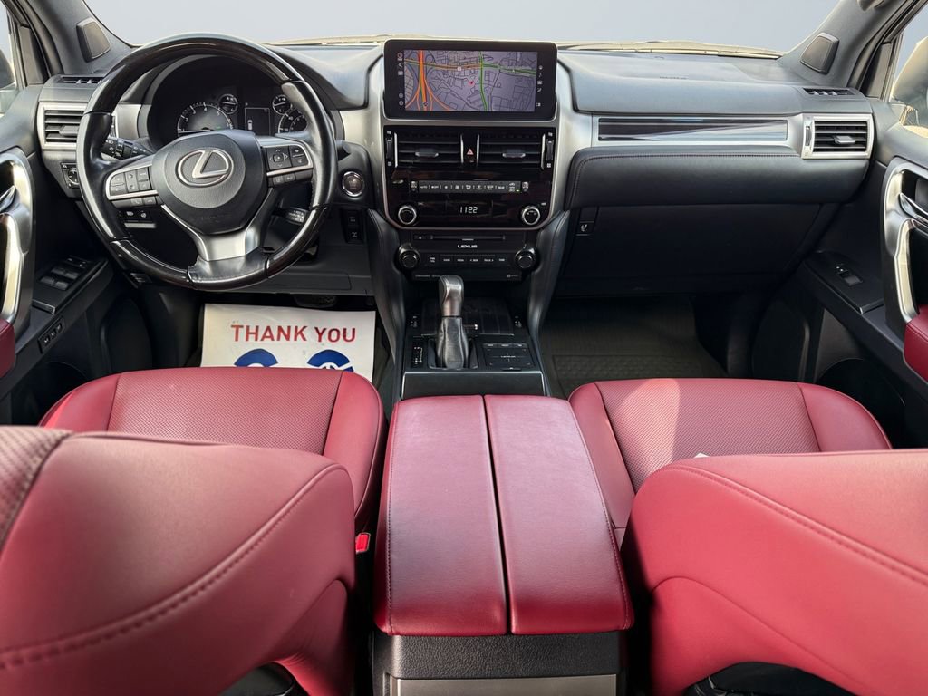 Used 2023 Lexus GX 460 Premium w/ Premium Package image 10