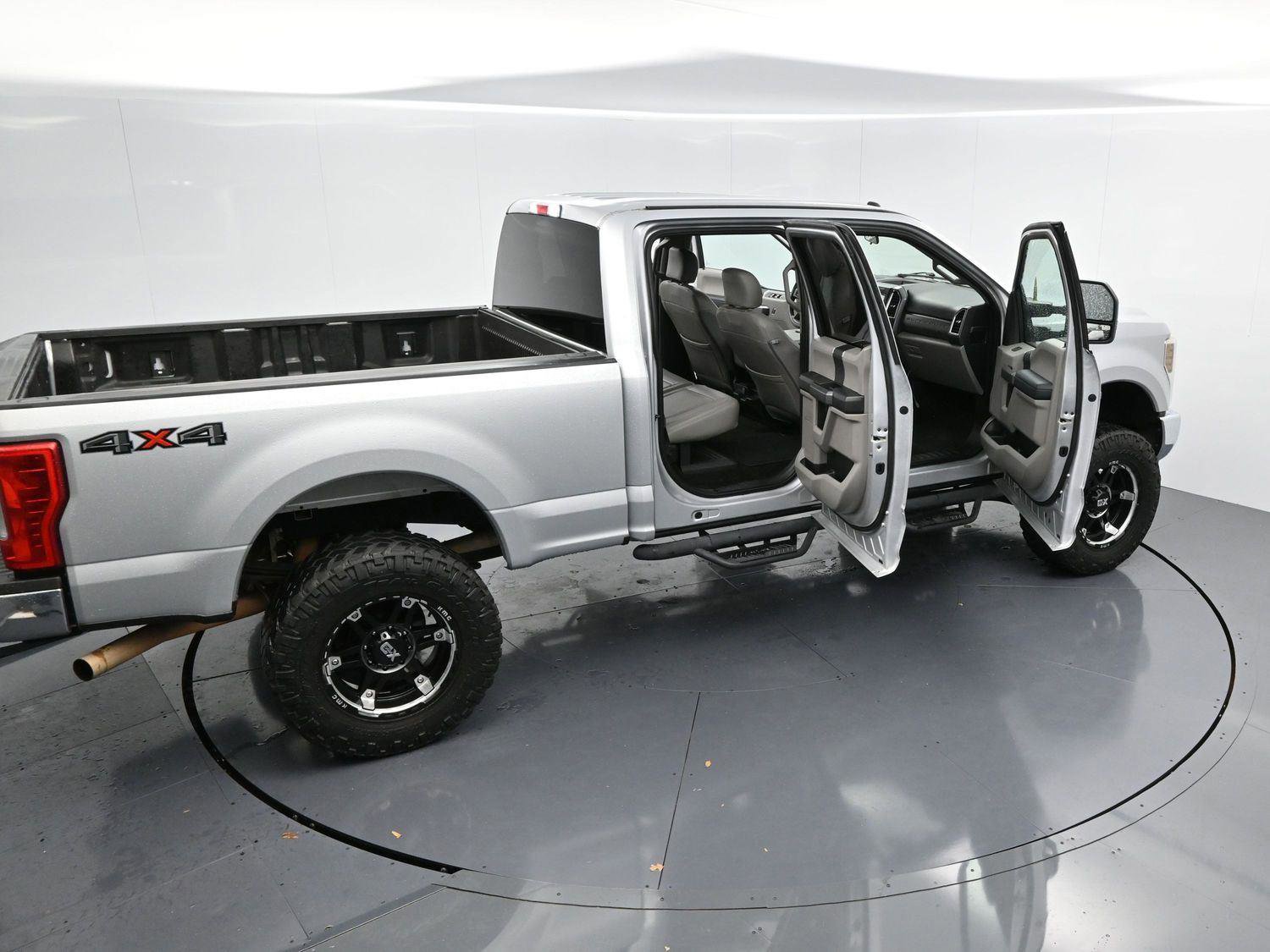Used 2018 Ford F250 XLT AWD/4WD image 40