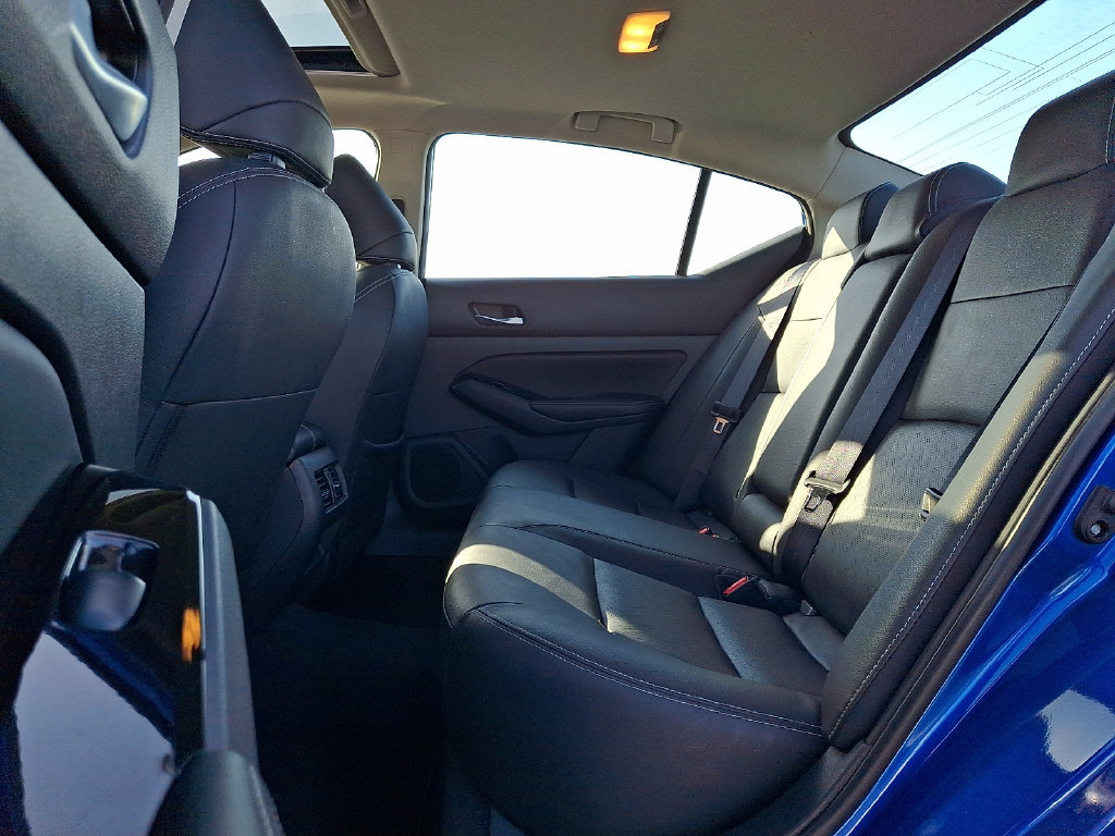 Certified 2025 Nissan Altima 2.5 SL FWD image 11
