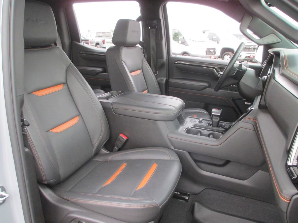 Used 2024 GMC Sierra 1500 AT4 w/ Technology Package image 26