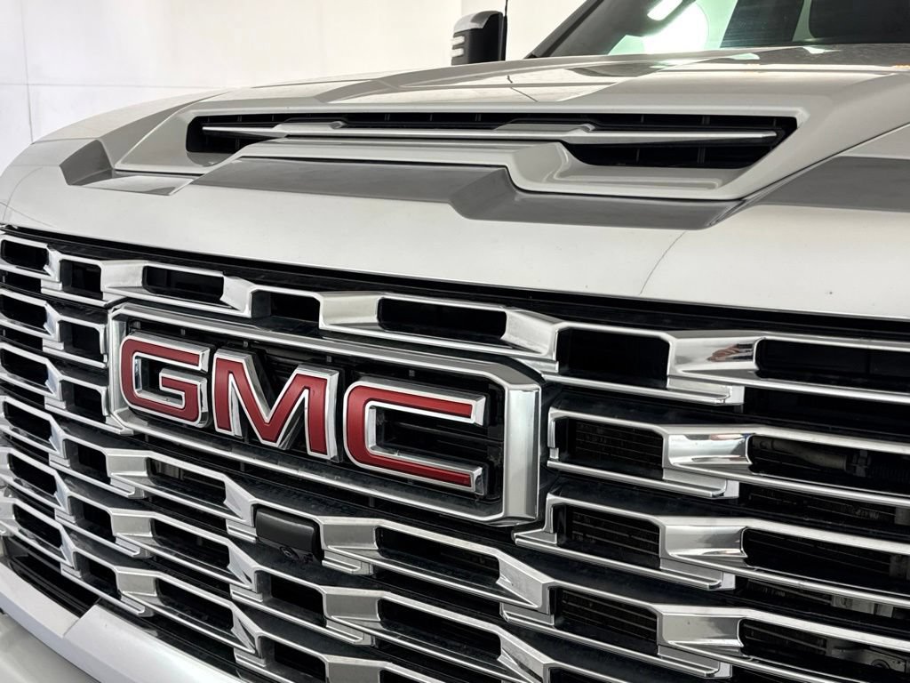 Used 2024 GMC Sierra 3500 Denali w/ Denali Reserve Package AWD/4WD image 49