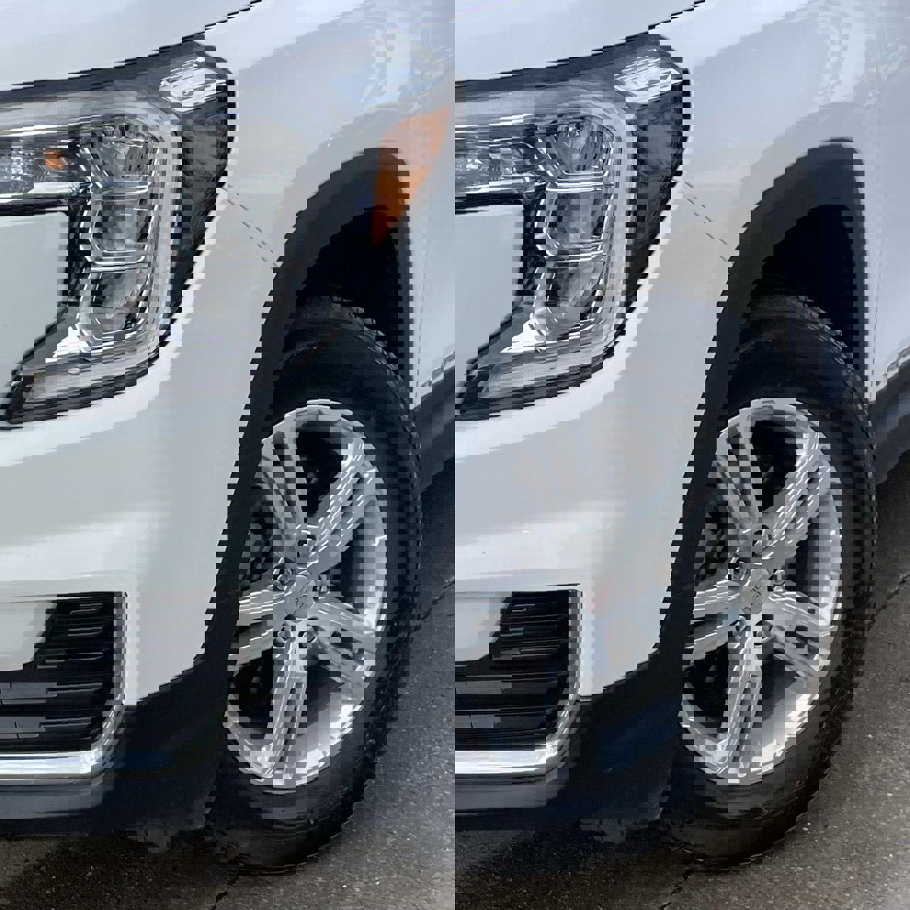 Used 2024 GMC Terrain SLE image 9