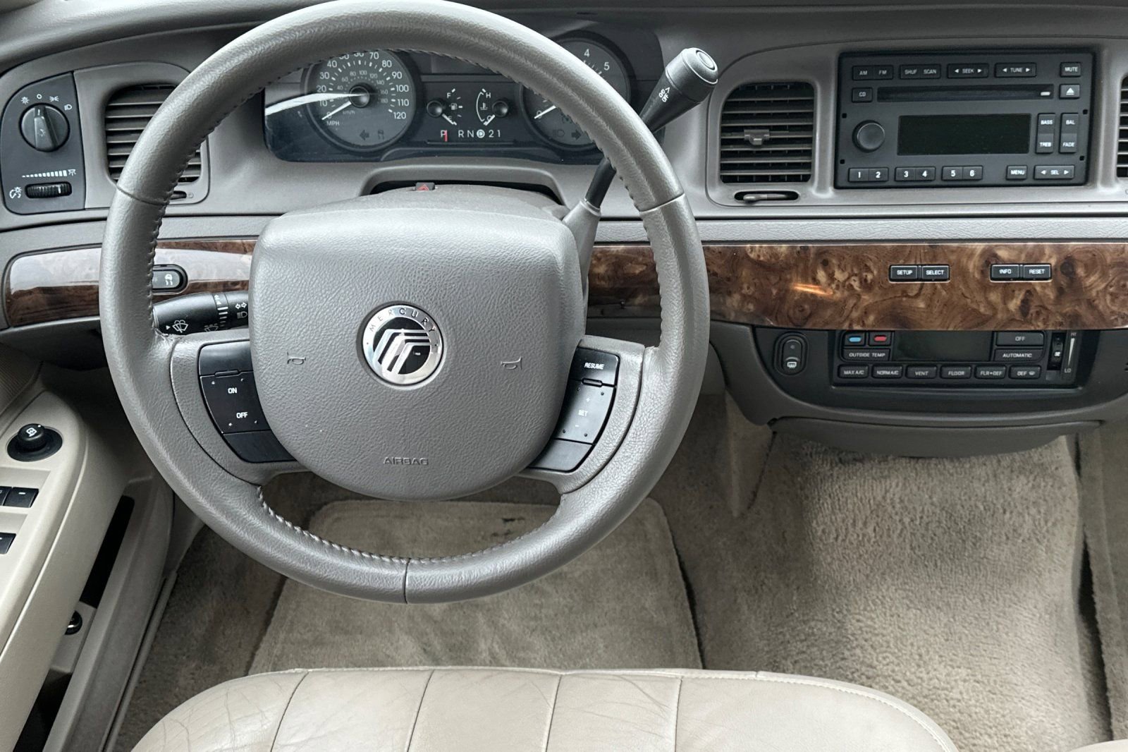 Used 2011 Mercury Grand Marquis LS image 16