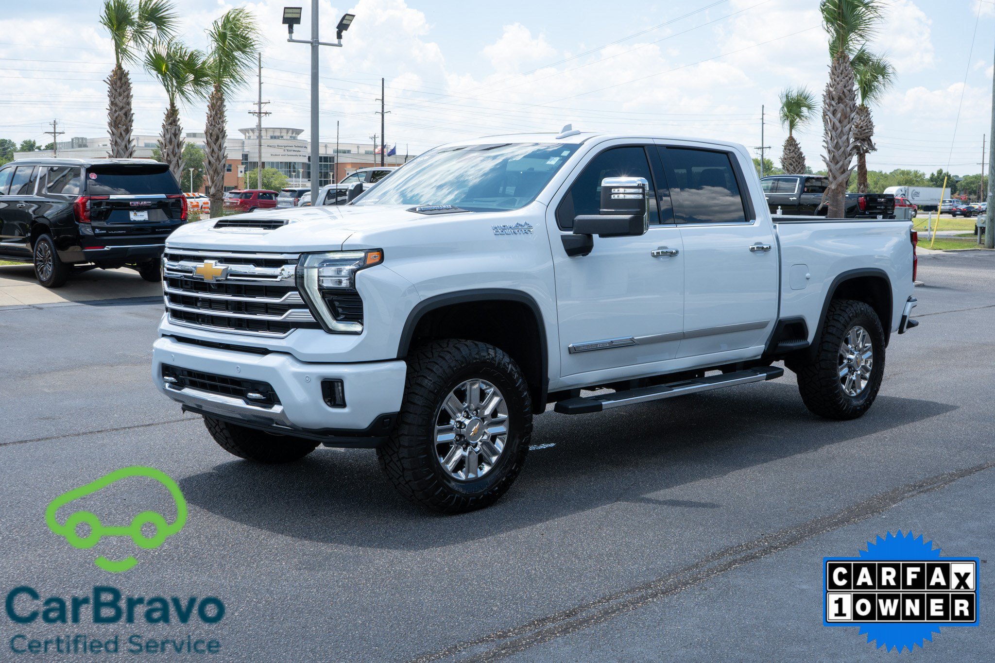 Used 2026 Chevrolet Silverado 2500 High Country w/ Technology Package AWD/4WD image 7