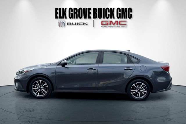 Used 2023 Kia Forte LXS w/ LXS Technology Package FWD image 7