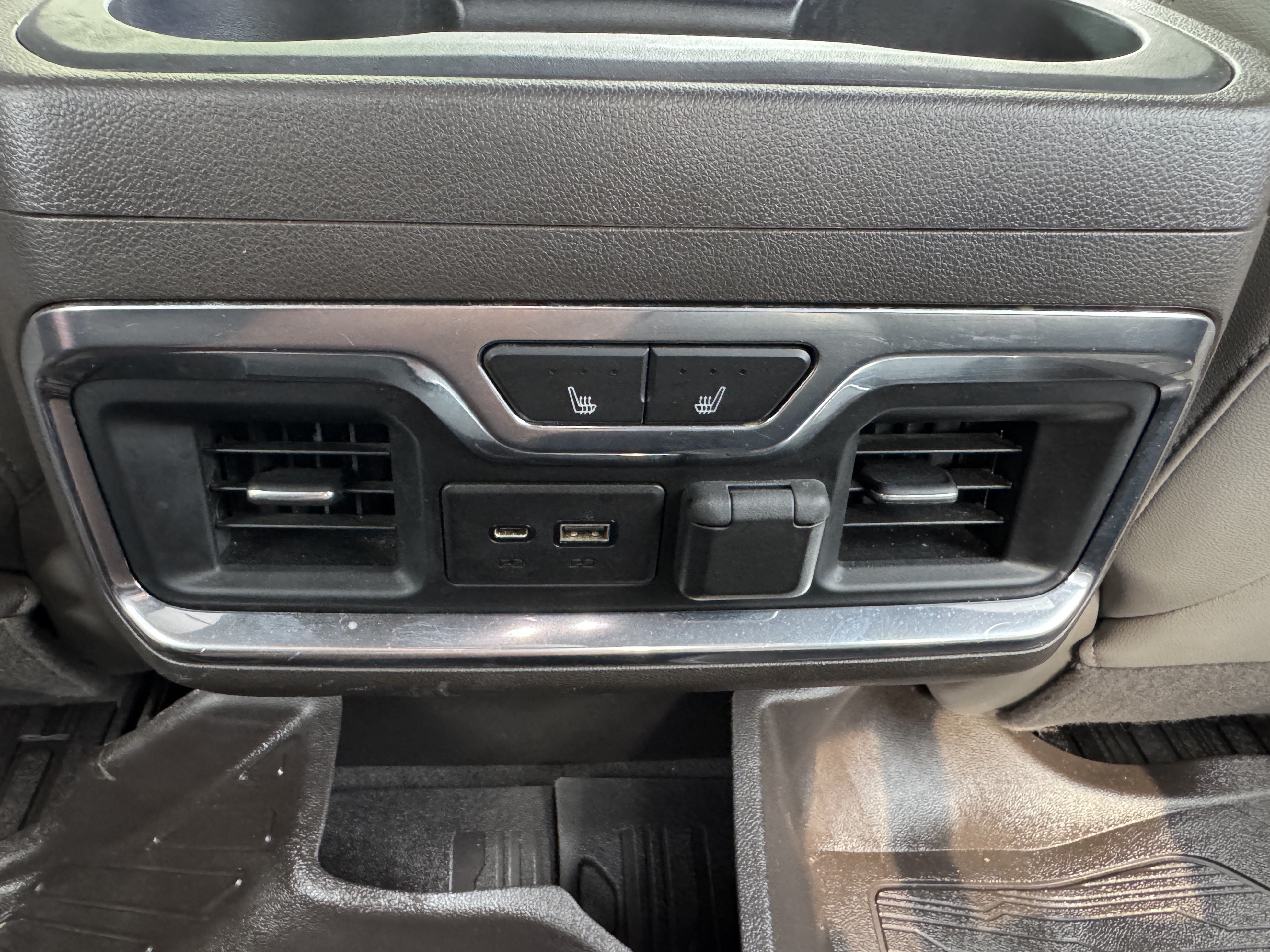 Used 2020 GMC Sierra 1500 SLT w/ SLT Premium Plus Package AWD/4WD image 29