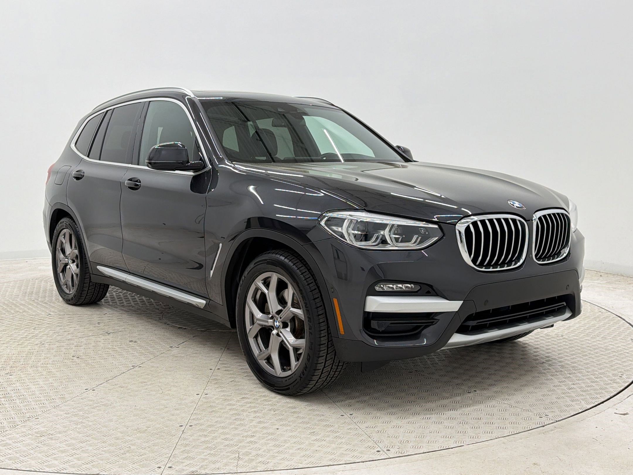 Used 2021 BMW X3 xDrive30e w/ Executive Package image 7