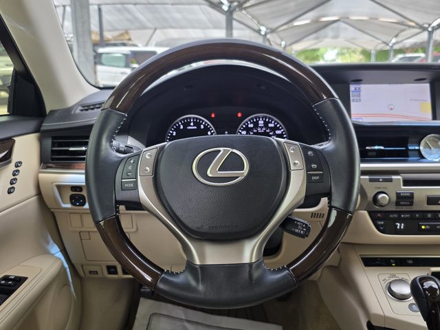Used 2013 Lexus ES 350 w/ Luxury Pkg image 16