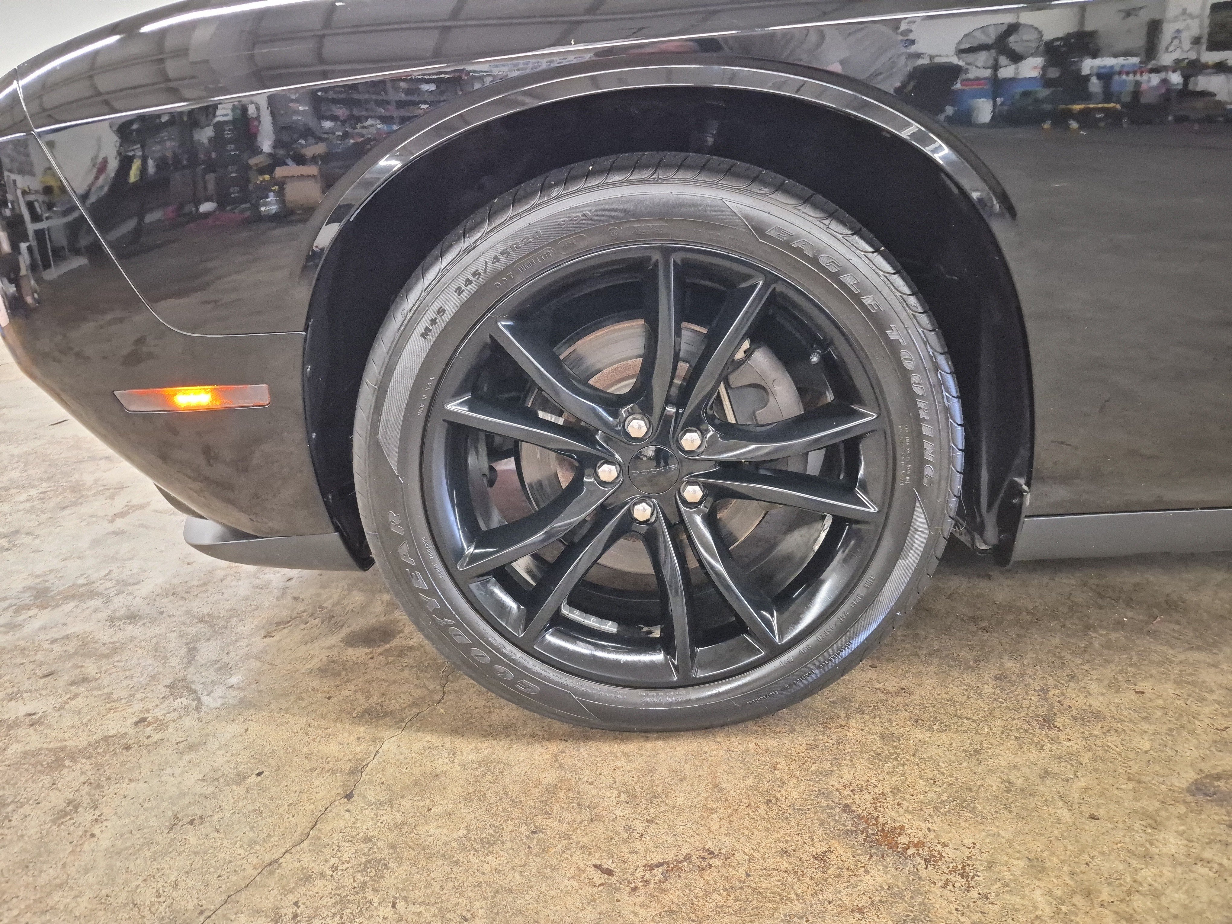 Used 2016 Dodge Challenger SXT Plus RWD image 7