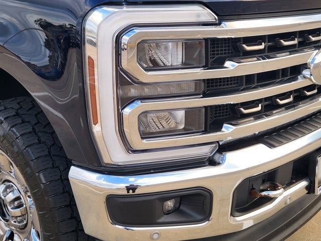 Used 2024 Ford F250 King Ranch w/ Chrome Package image 9