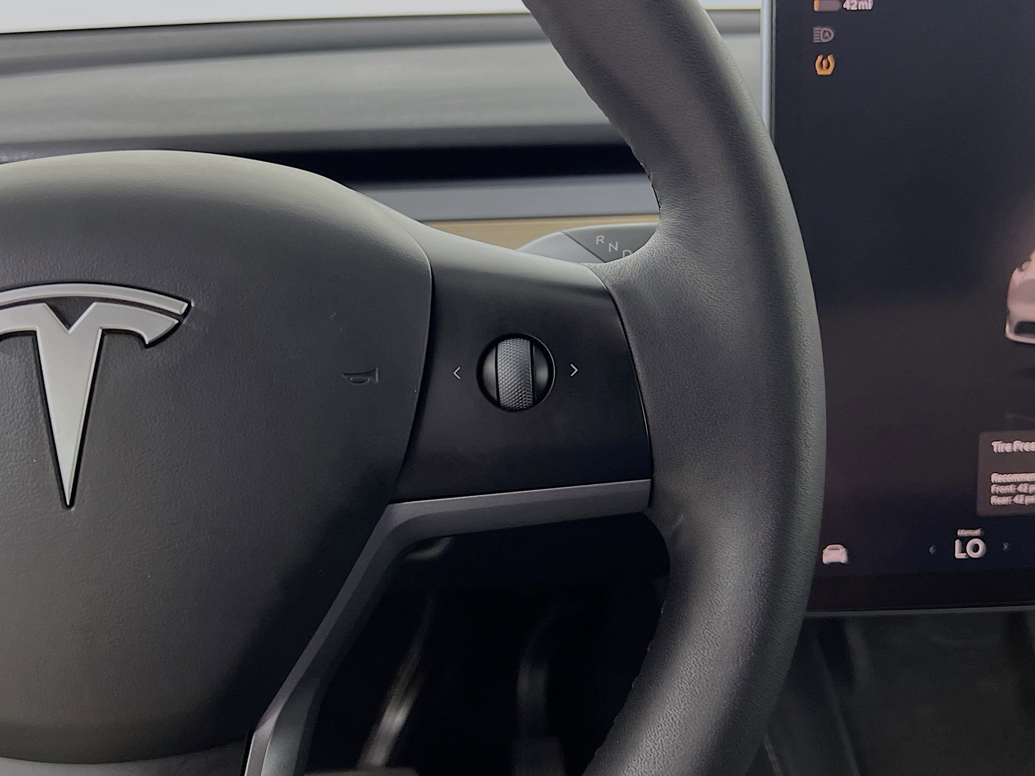 Used 2023 Tesla Model Y Long Range image 20