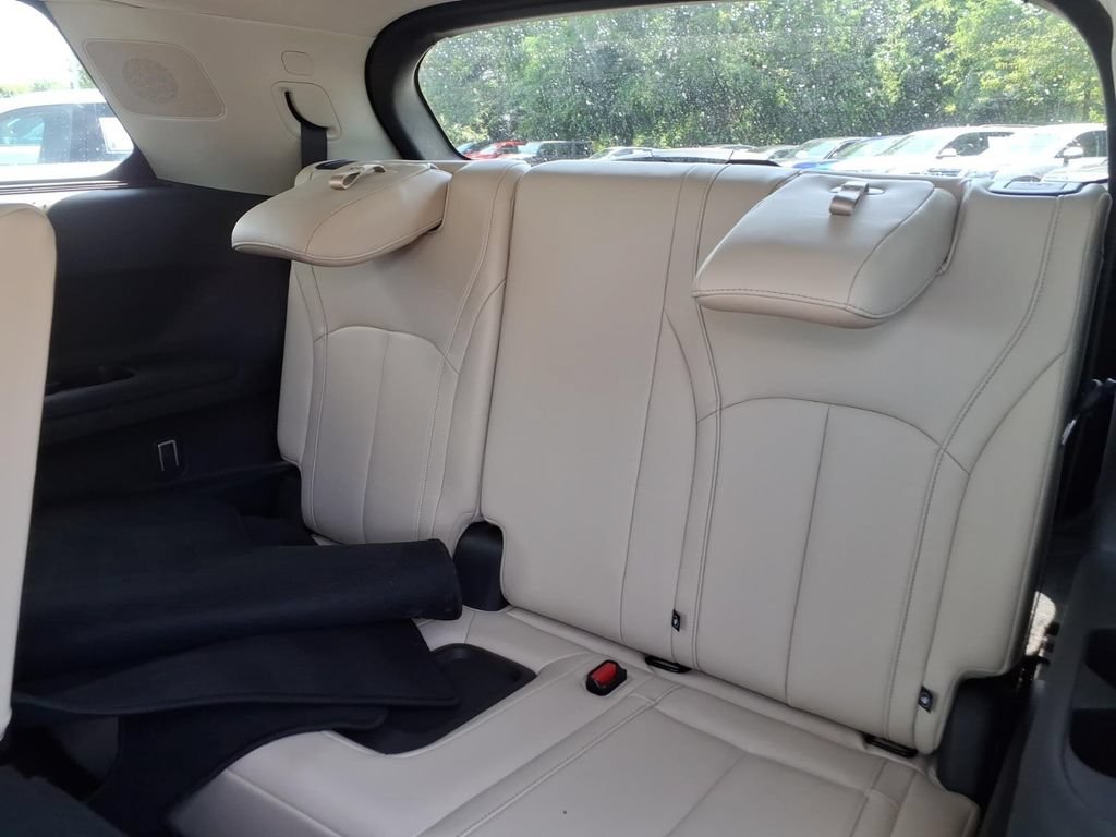 Used 2023 INFINITI QX60 Luxe w/ Cargo Package AWD/4WD image 17