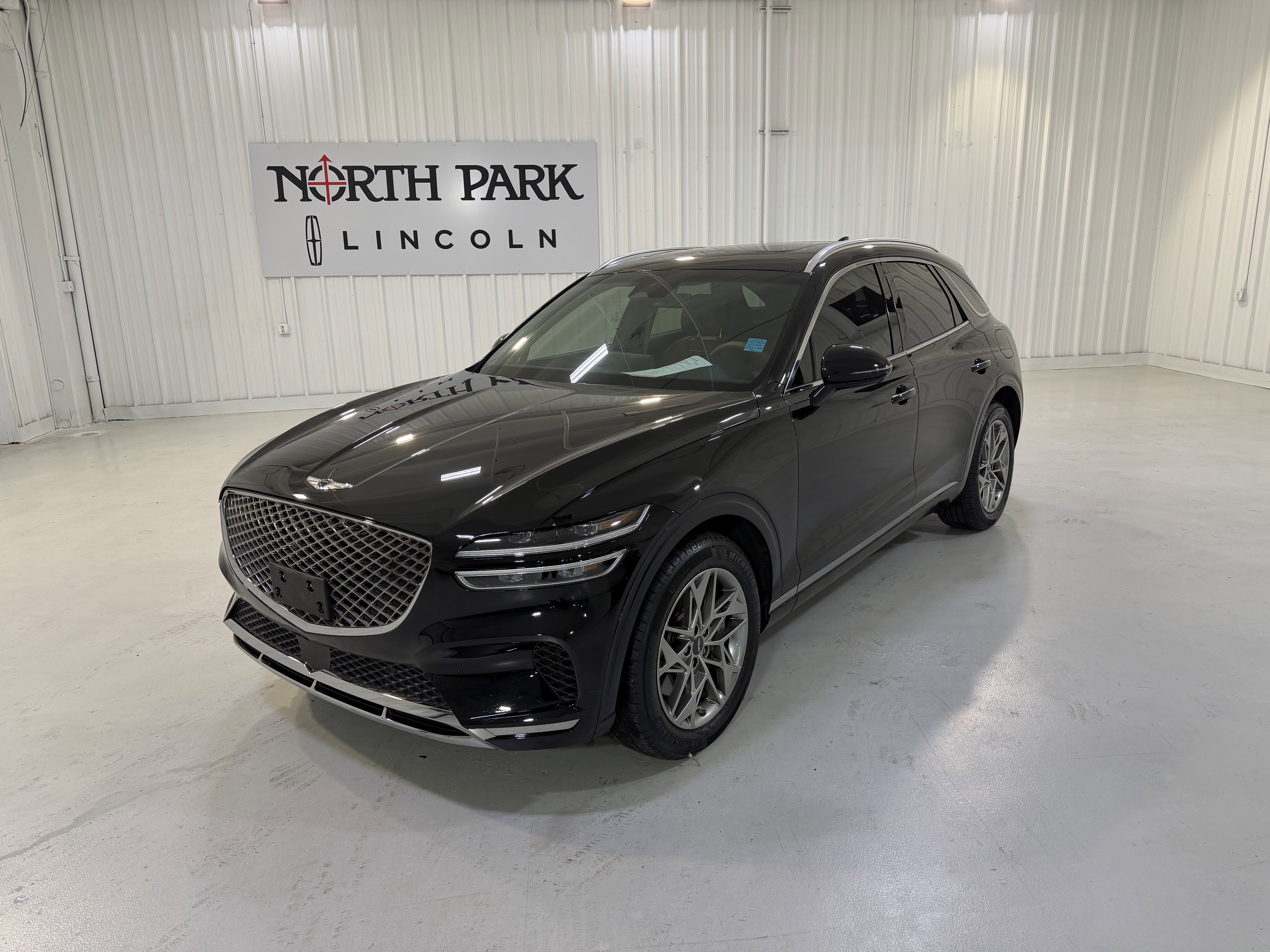 Used 2025 Genesis GV70 2.5T w/ Advanced Package AWD/4WD image 20