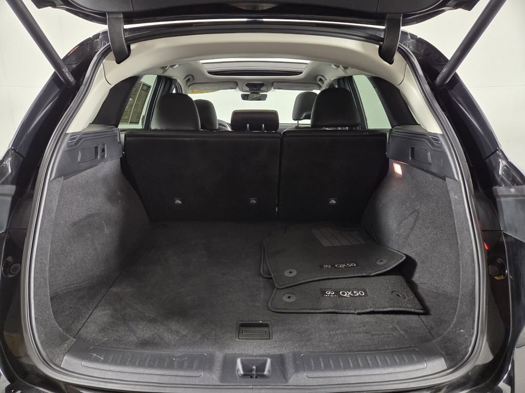 Used 2023 INFINITI QX50 Luxe image 28