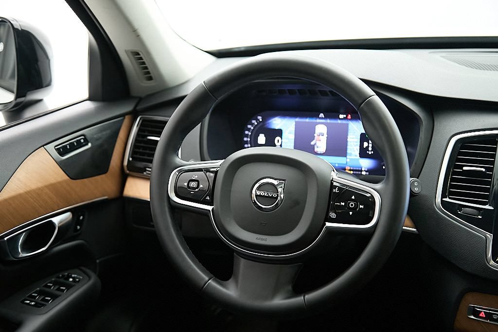 Used 2023 Volvo XC90 T8 Plus w/ Protection Package Premier AWD/4WD image 23