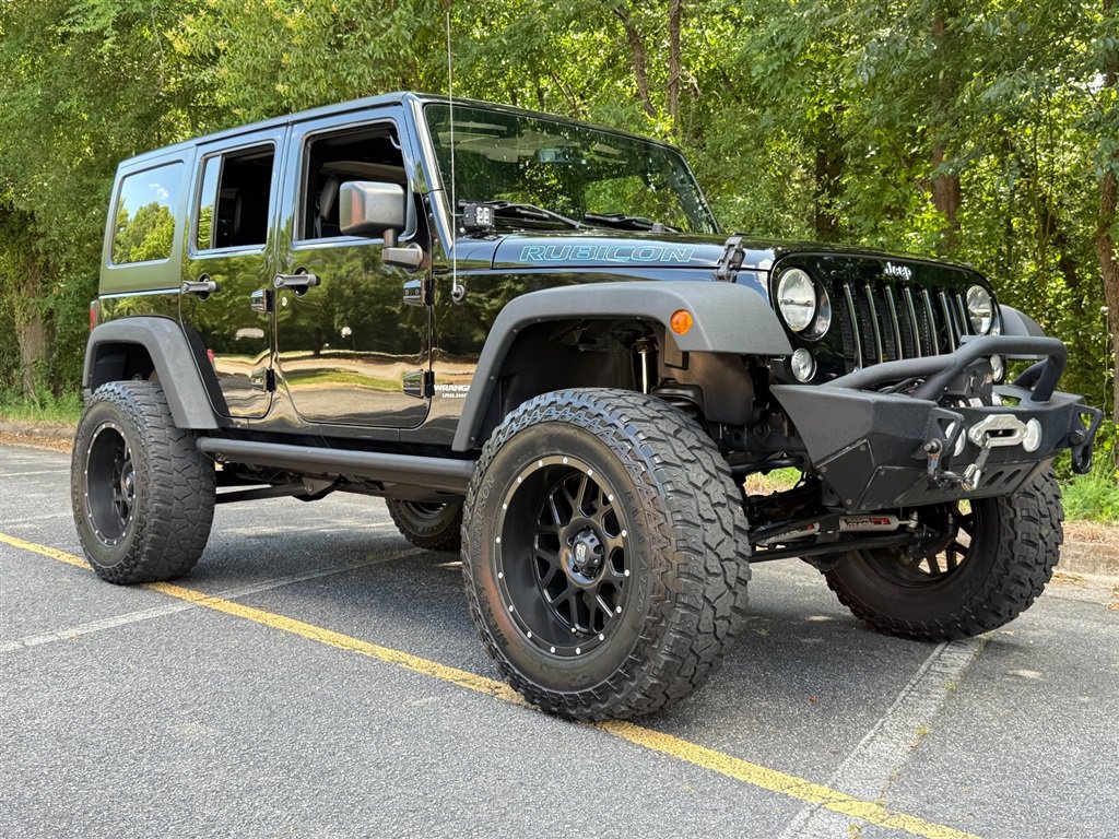 Used 2015 Jeep Wrangler Unlimited Rubicon w/ Dual Top Group AWD/4WD image 21