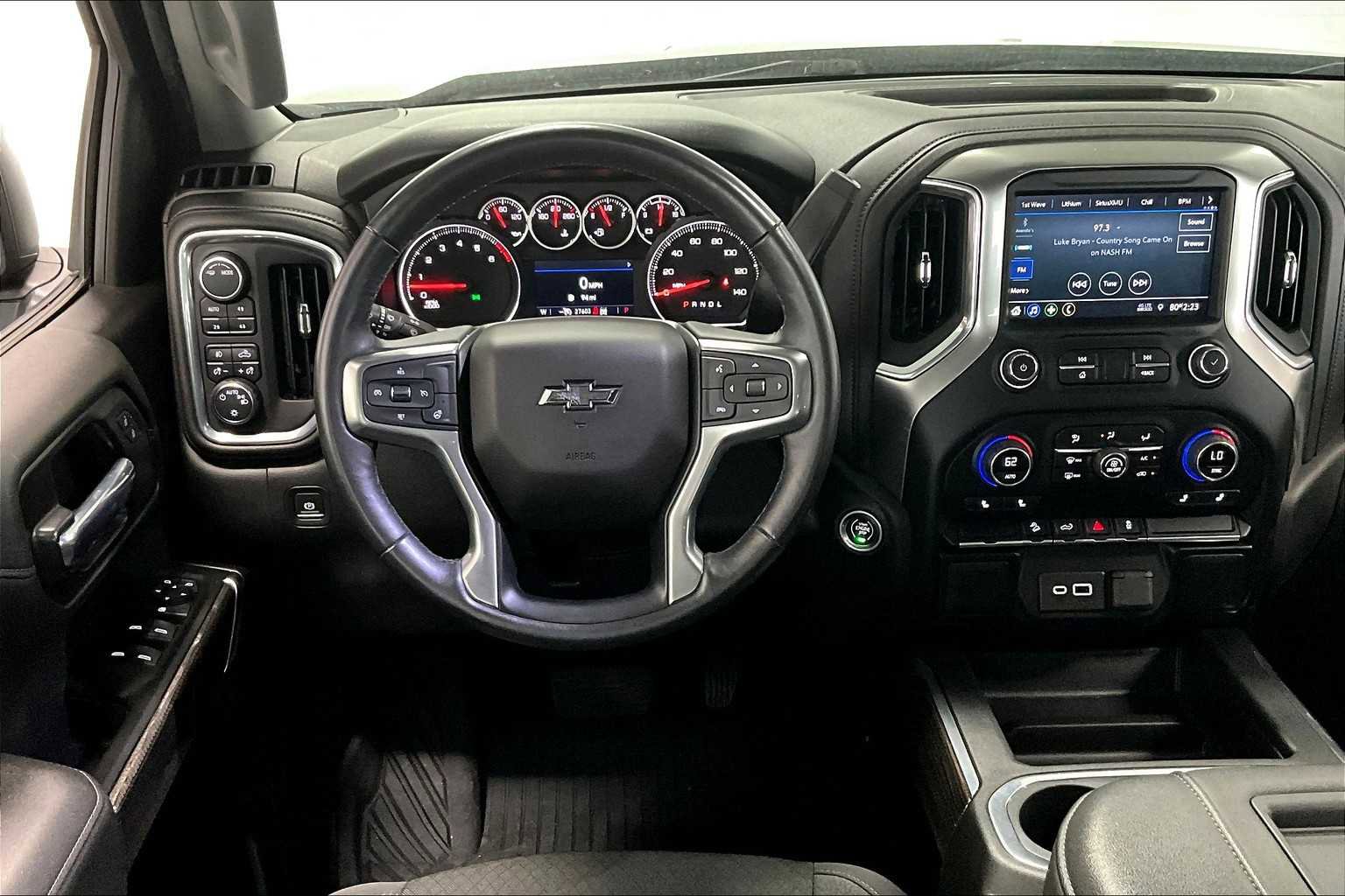 Used 2022 Chevrolet Silverado 1500 RST image 12