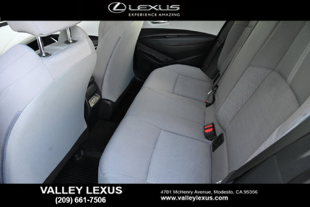 Used 2024 Toyota Corolla SE w/ SE Premium Package FWD image 15