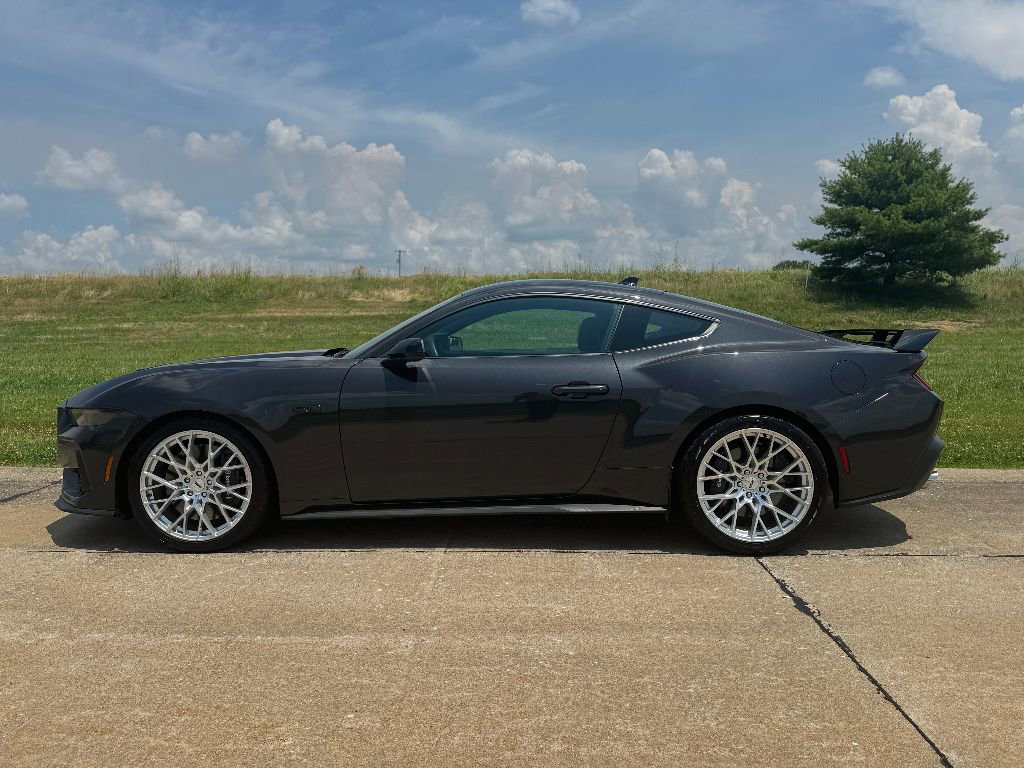 Used 2024 Ford Mustang GT Premium w/ GT Performance Package image 13