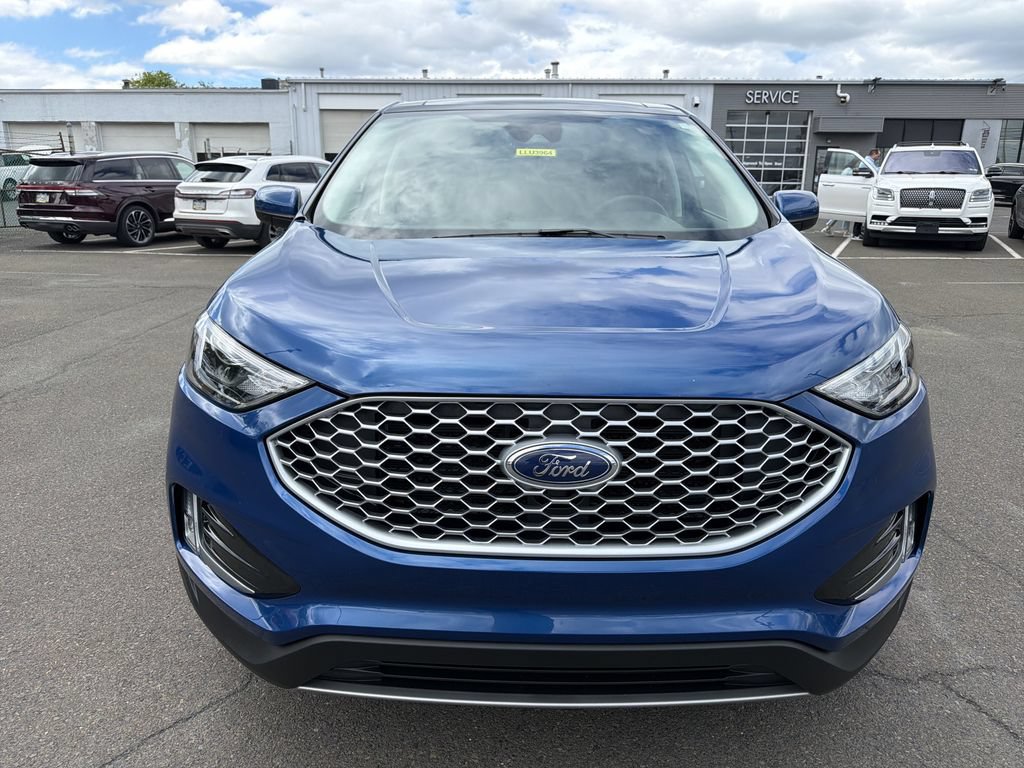 Used 2024 Ford Edge SEL w/ Convenience Package AWD/4WD image 10