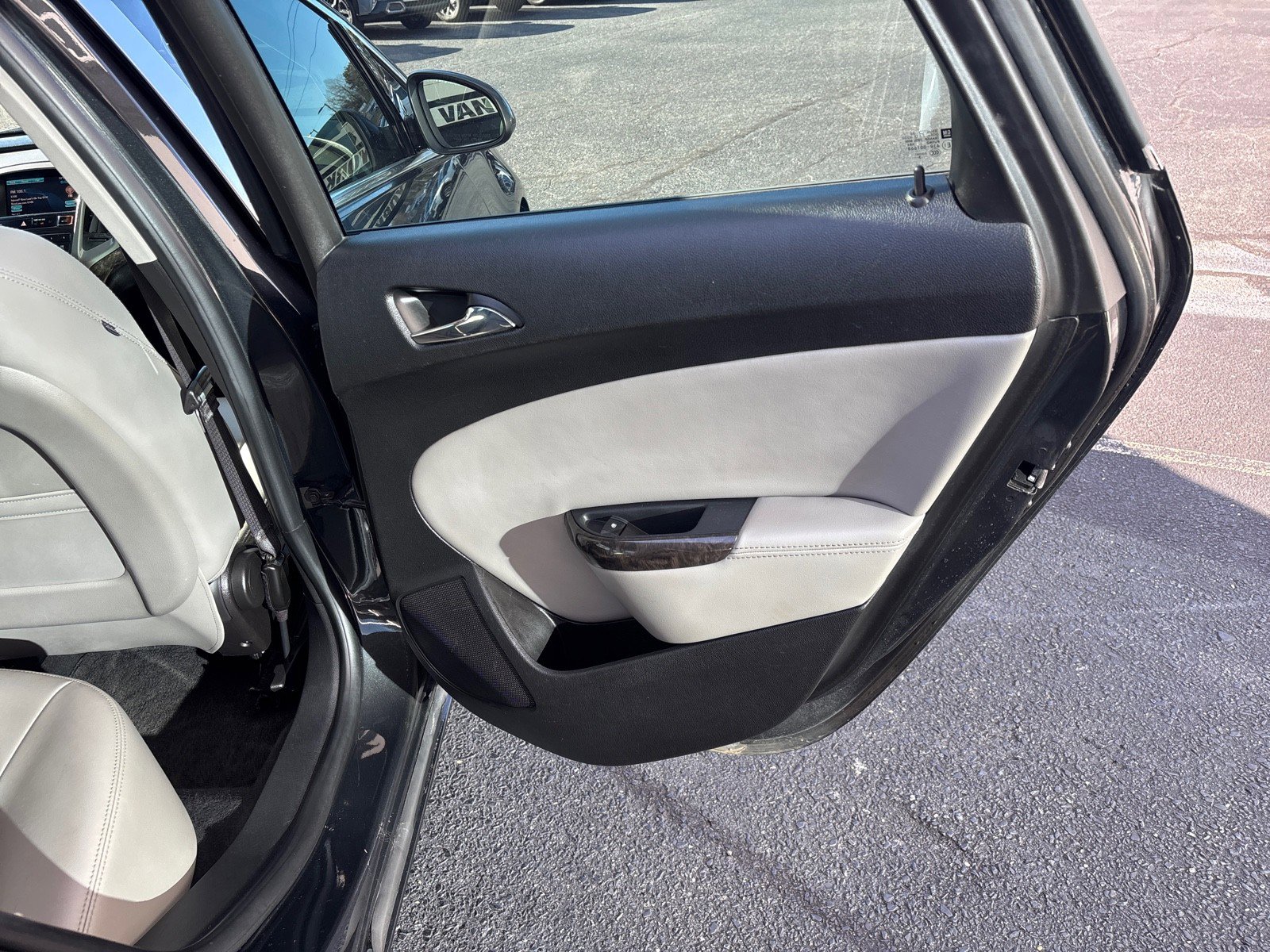 Used 2014 Buick Verano image 38