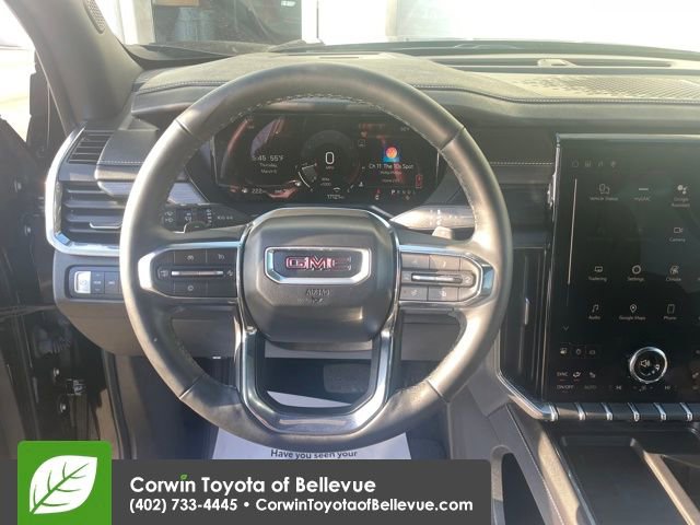 Used 2025 GMC Acadia Elevation image 13