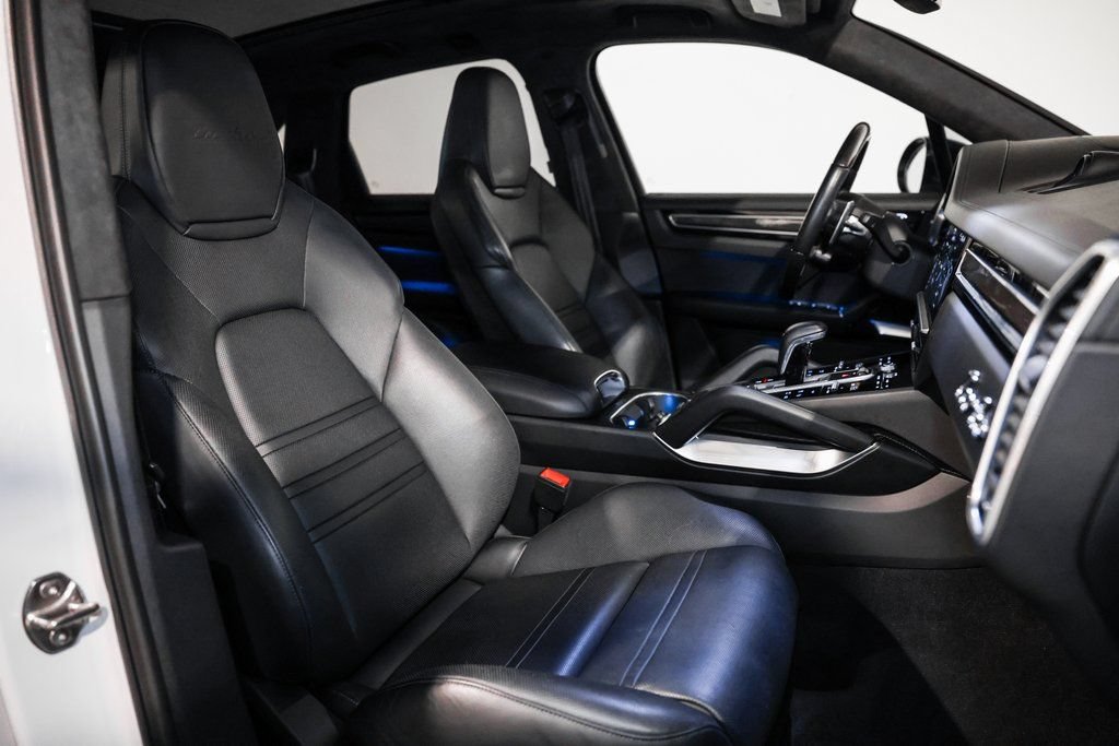Used 2019 Porsche Cayenne Turbo AWD/4WD image 20