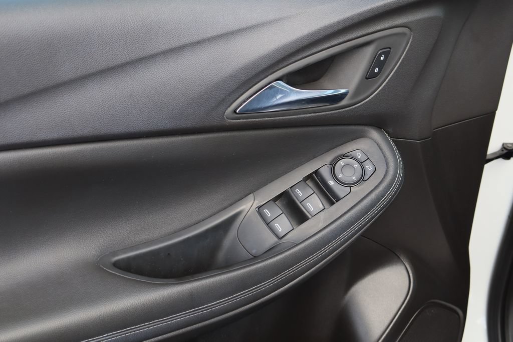 Certified 2023 Buick Encore GX Preferred w/ Cold Weather Comfort Package FWD image 20
