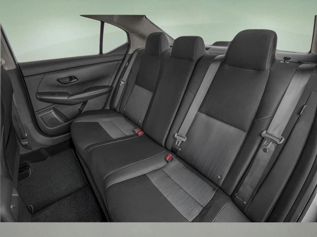 Used 2024 Nissan Sentra SV image 16