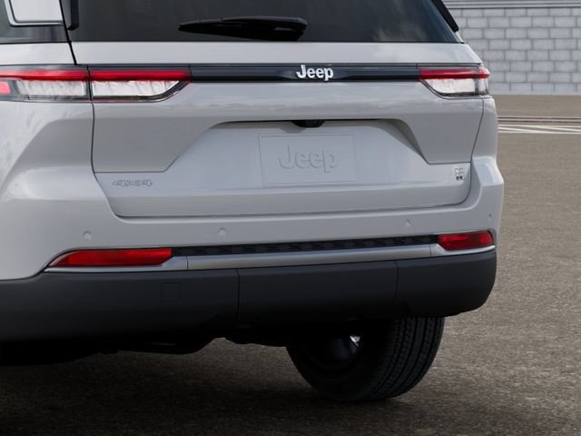 New 2026 Jeep Grand Cherokee Limited AWD/4WD image 13