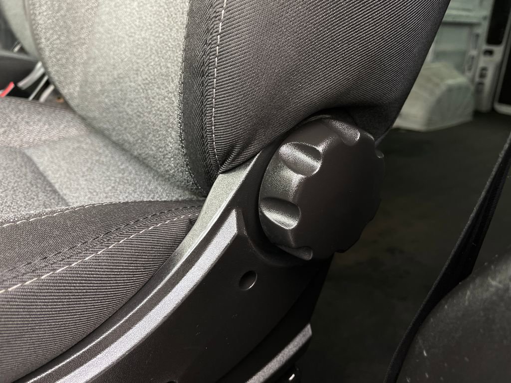 Used 2023 RAM ProMaster 2500 image 14