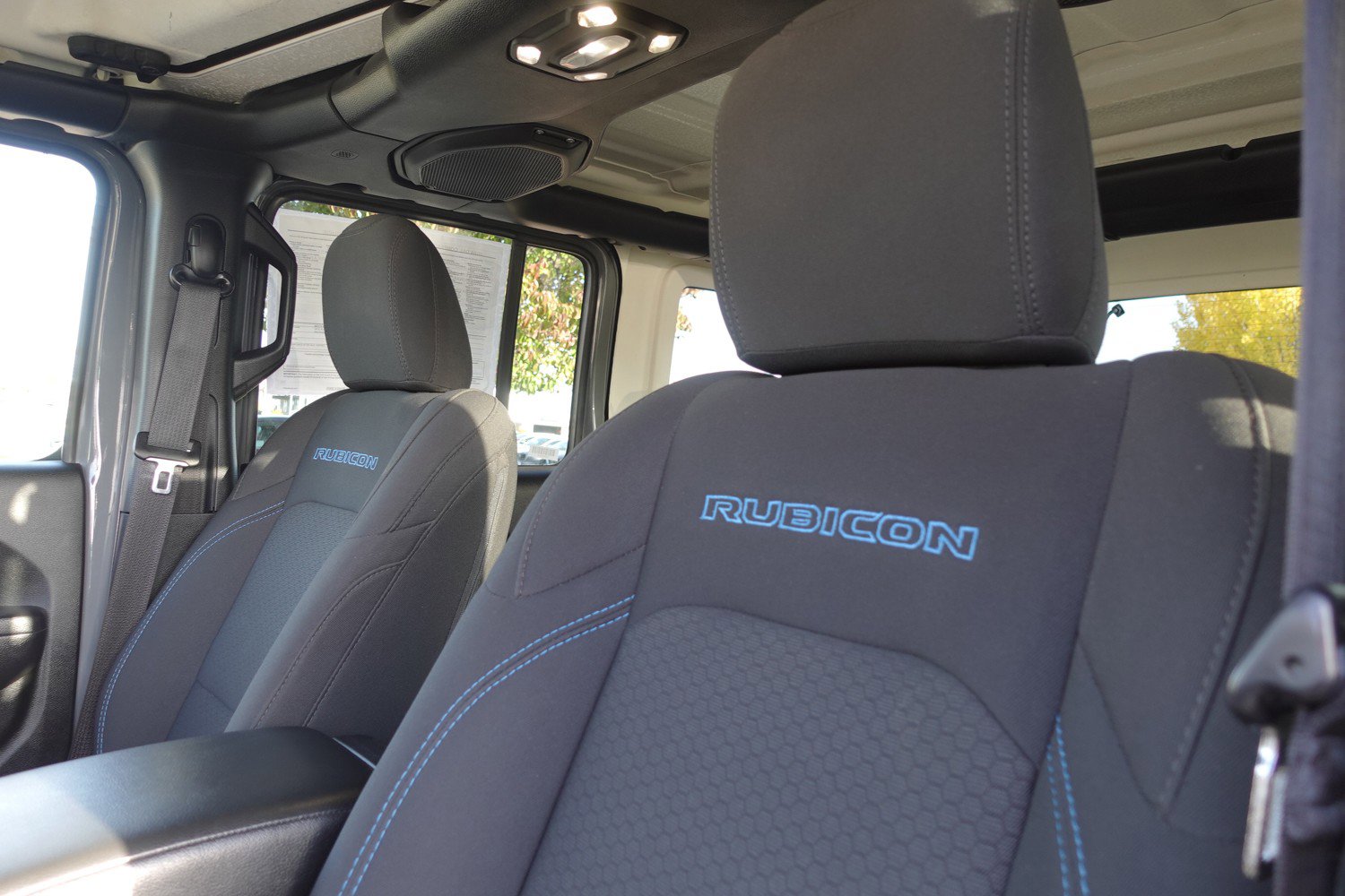 Used 2023 Jeep Wrangler Unlimited Rubicon 4xe w/ Cold Weather Group image 10