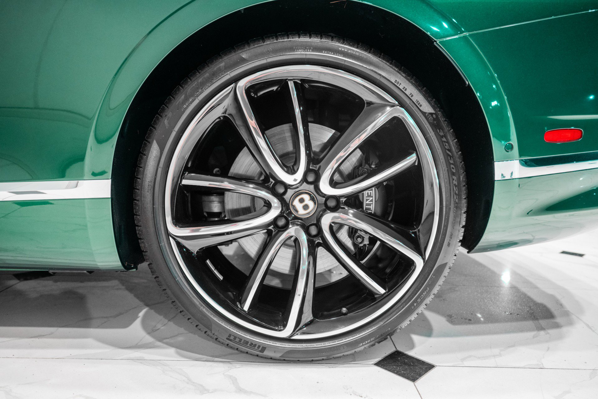 Used 2020 Bentley Continental GT w/ First Edition Specification AWD/4WD image 16
